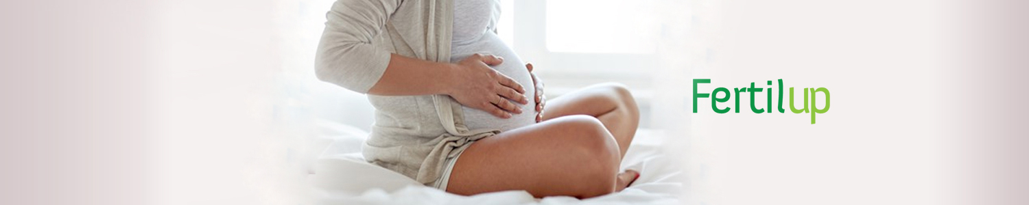 noseča ženska po težavah z neplodnostjo